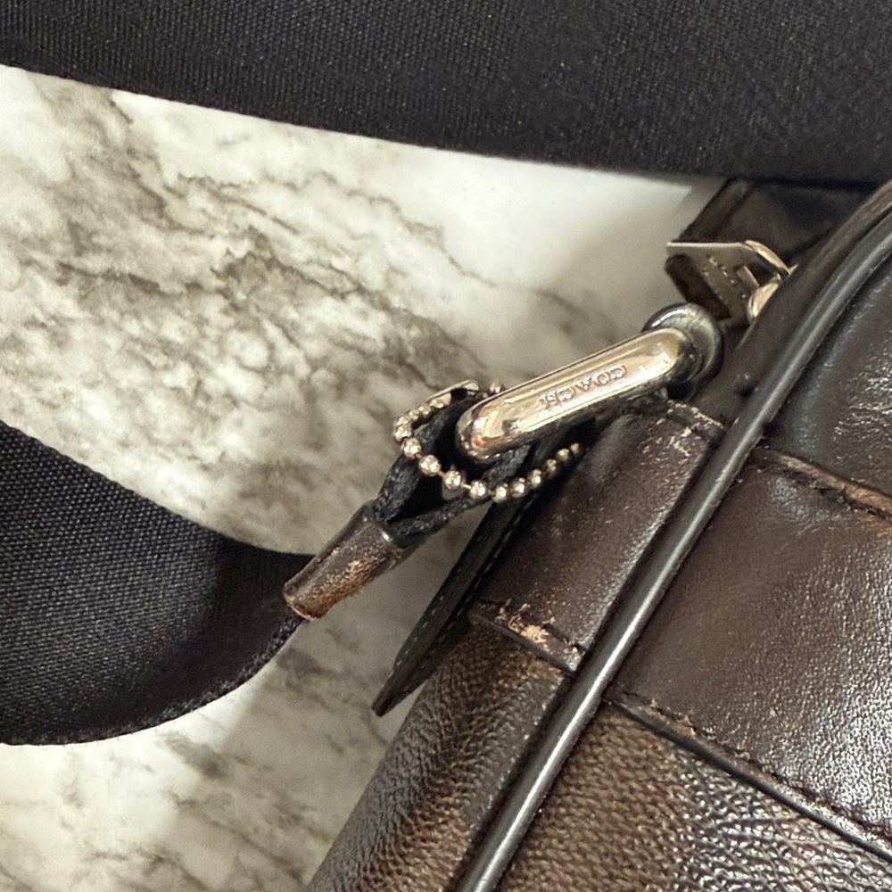 Coach Dark Brown Signature Messenger Bag - Picture 4 of 10